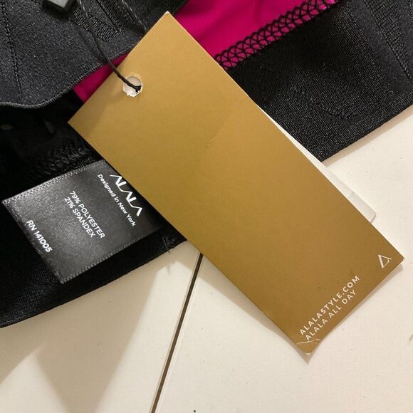 NWT‎ Alala Small Perforated Racerback Sports Bra - Picture 4 of 4